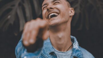 pexels-whoiswasiq-2641773